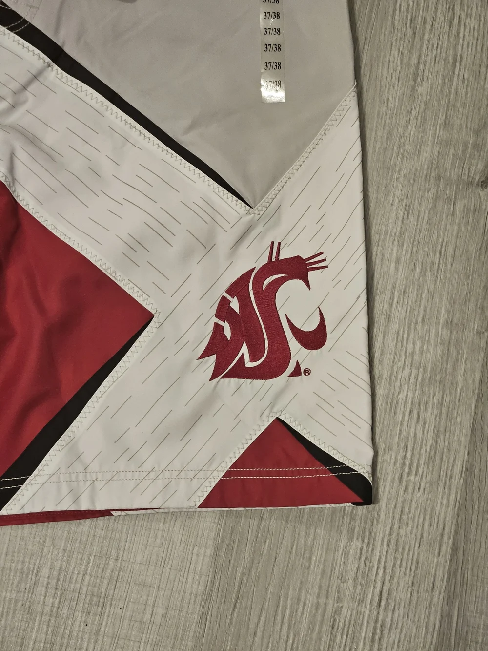 WSU Cougars Men’s 2XL Boardshorts – Red White Gray Campus Drive